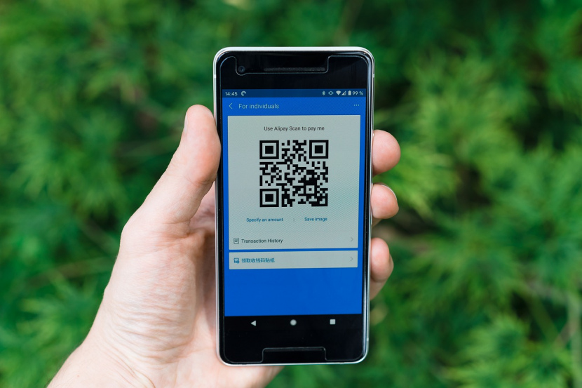 Где и как получить QR-код, подтверждающий вакцинацию